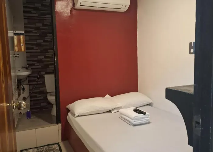 イン El Grande Piy Margal Sampaloc マニラ市